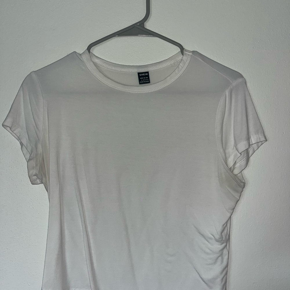 SHEIN White Fitted Short Sleeve T-Shirt